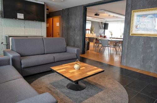 B14 Hostel - image 4