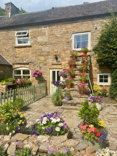 Butterton Moor House Holiday Cottages & Pool In The Stunning Peak District National Park