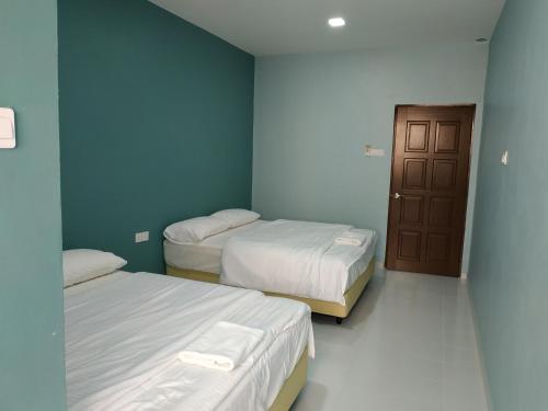 QEYJAN HOTEL in Pasir Putih
