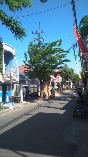 utama house