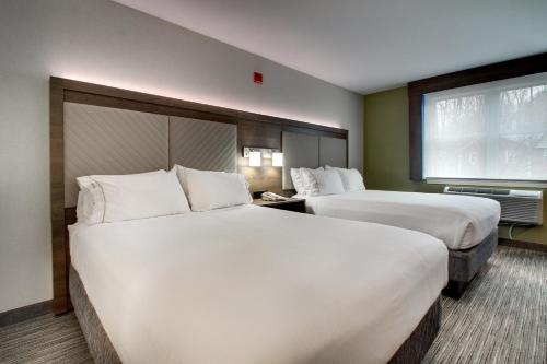Holiday Inn Express Durham-UNH an IHG Hotel - image 9