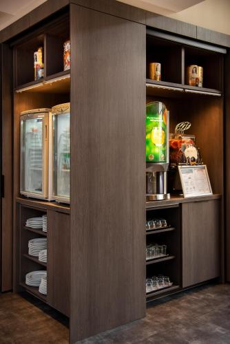 Best Western Plus Hôtel Colbert - image 10