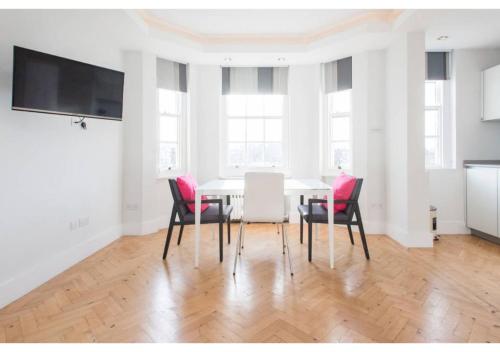 Stylish flat near Hyde Park, Londýn (fotografie 3)