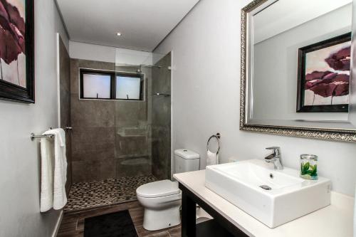 Suite image 5