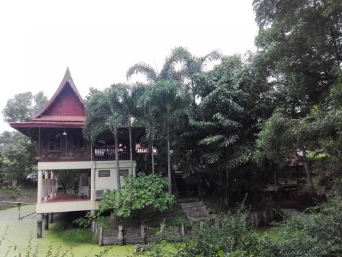 Luang Chumni Village in Pratuchai