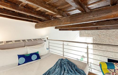 Sleek flat 4 guests 450mt from the Colosseum, Rzym (zdjęcie 10)