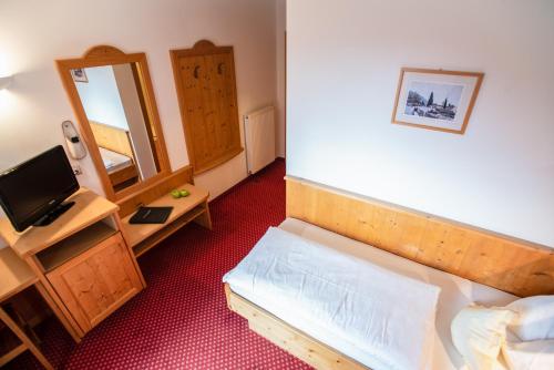 Hotel Eichenhof - image 13