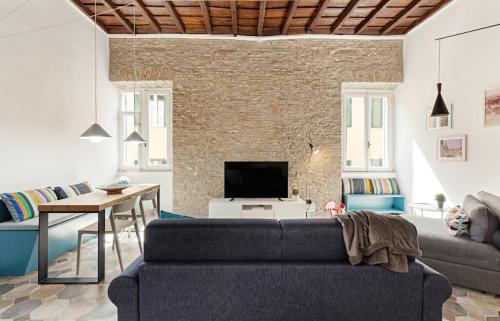 Sleek flat 4 guests 450mt from the Colosseum, Rzym (zdjęcie 3)