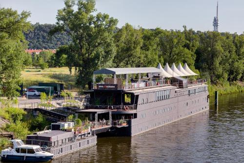 Botel Marina Prague