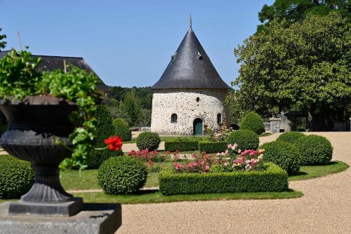 Le Château d'Hauterives