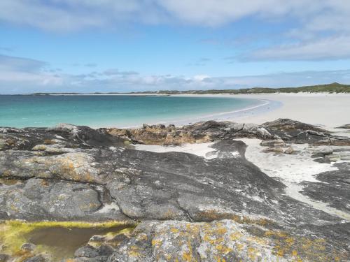 пляж, Brae Lea House, Lochboisdale, South Uist. Outer Hebrides in Локбойсдейл