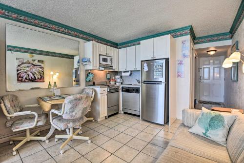 Oceanfront Daytona Beach Studio with Balcony in Daytona Beach Shores, USA