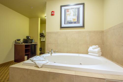 Seadmed, Cobblestone Inn & Suites - Corry in Corry