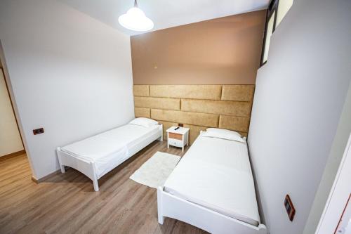 New Heaven Hotel – Saranda, AL