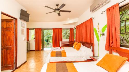 Guestroom, Hotel Villas Rio Mar in Dominical