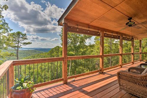Spacious Log Cabin with Fire Pit and Game Room! in Eureka Springs, USA