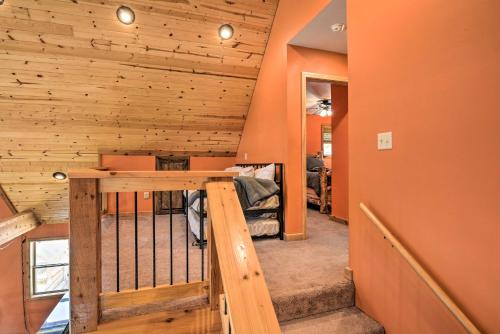 Spacious Log Cabin with Fire Pit and Game Room!