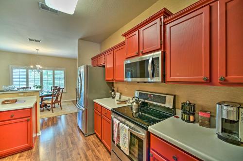 Upscale San Antonio Home with Screened-In Porch! - image 7