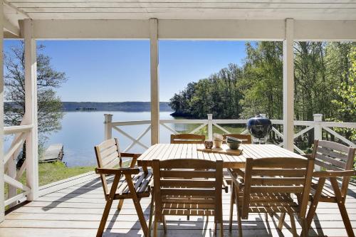 Facilities, Dreamy House w. private dock by the Baltic sea in Malhaga