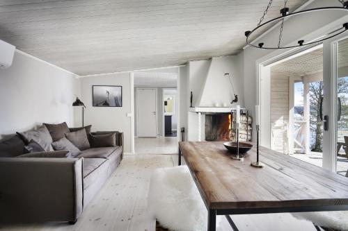 Dreamy House w. private dock by the Baltic sea in Malhaga