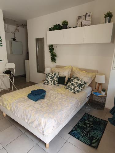 Studio Charles de Gaulle - Vieux Port, Marseille (photo 8)