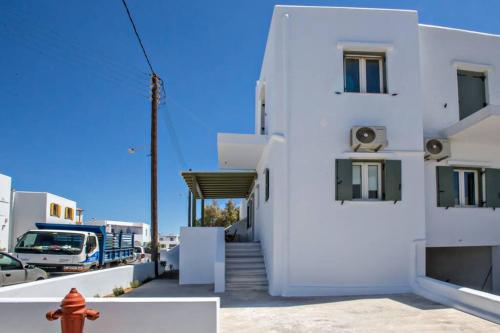 Cozy House in Tinos