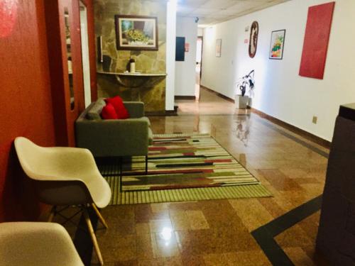 Lobby, Hotel Cambara in Osasco