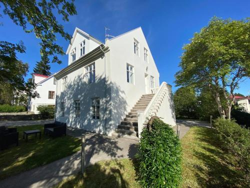 Akureyri Central House - Accommodation - Akureyri