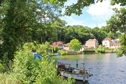 Ferienhaus direkt am See Lychen UC - main image