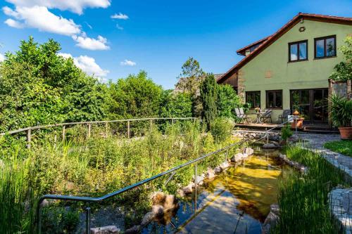 tuin, Landhotel Gut Wildberg mit Sauna in Klipphausen