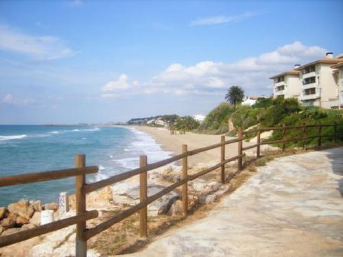 platja, Apartamento en playa Francas (Coma-Ruga) in Comarruga