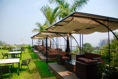 Bar/salonek, Kiriri Garden Hotel in Bujumbura