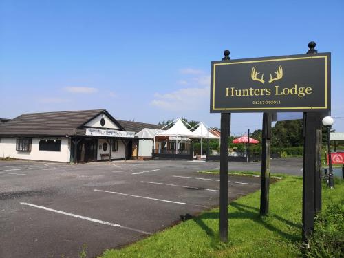 Hunters Lodge Motel