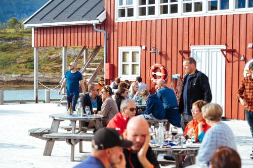 Nyvågar Rorbuhotell - by Classic Norway Hotels - image 13