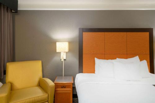 La Quinta Inn & Suites by Wyndham Nashville South