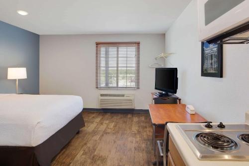 WoodSpring Suites Charlotte Shelby in Shelby, USA