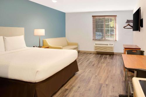 WoodSpring Suites Charlotte Shelby in Shelby, USA