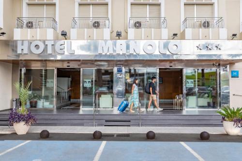Manolo - image 7