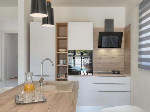 Villa Vine by Interhome in Manjadvorci