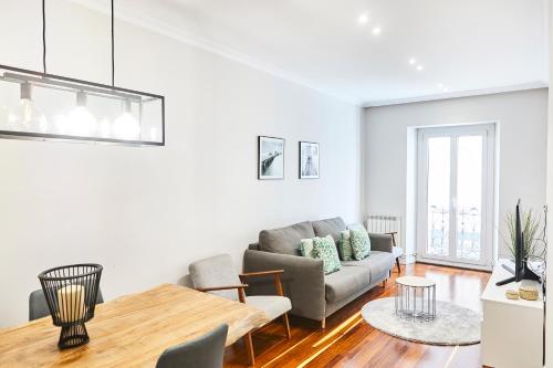  San Martin apartment by Basque Homes in San Sebastián