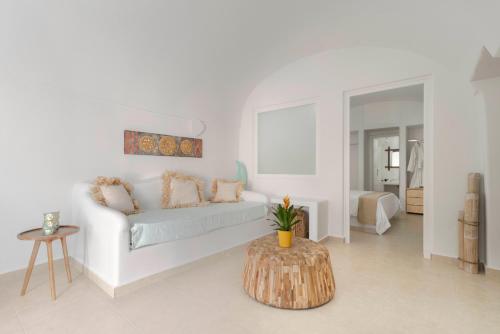 Thallos Cave House and Apartments - image 7