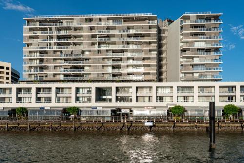 ザ シーベル ケアンズ ハーバー ライツ