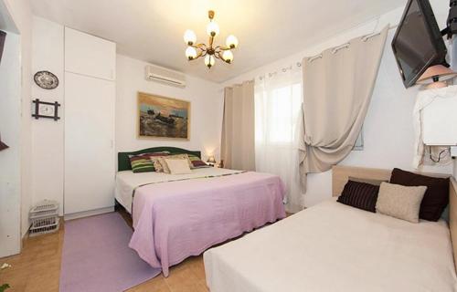 Apartments and rooms by the sea Brela Makarska - 18413 Brela