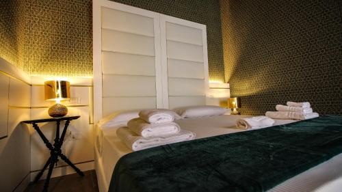 Nel Cuore dell'Aquila BnB - Santi