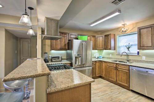Contemporary NOLA Home - Walk to City Park! - image 4