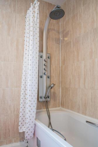 M and J Guest House - main image