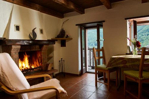 Wild Valley Tiny Escape in Crana