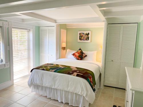 1 queen bed