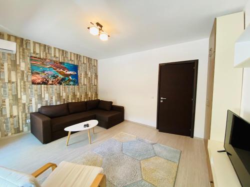 Apartment with Balcony image 5