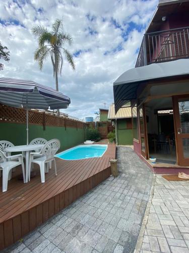 Two-Bedroom House image 9